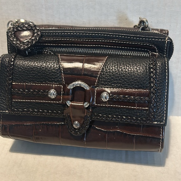 Brighton Black Brown Croc Embossed Leather Small Crossbody Organizer Wallet - Picture 2 of 11